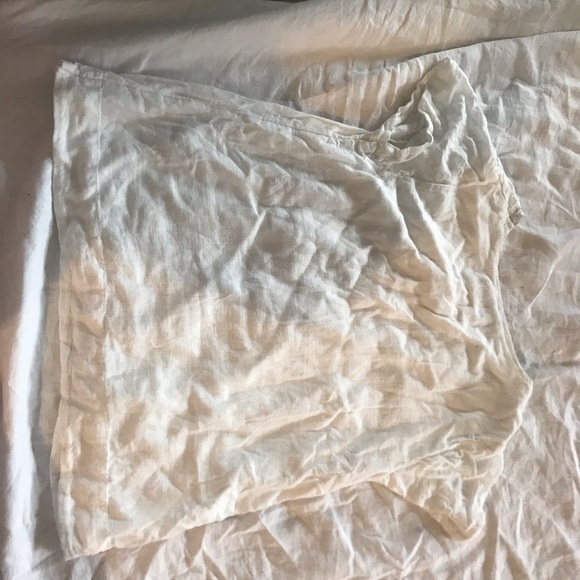 White Abercrombie size 13/14 blouse - Picture 3 of 3